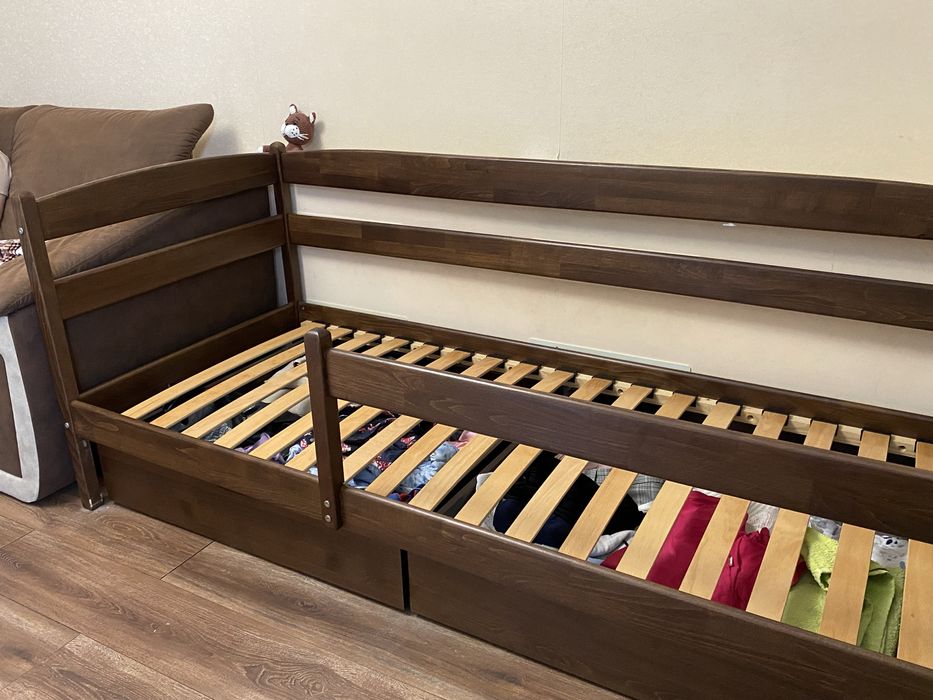 Ліжко Нота Плюс з ящиками та захисною планкою, щит