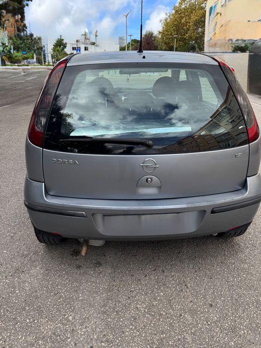 Opel corsa 2003 usado