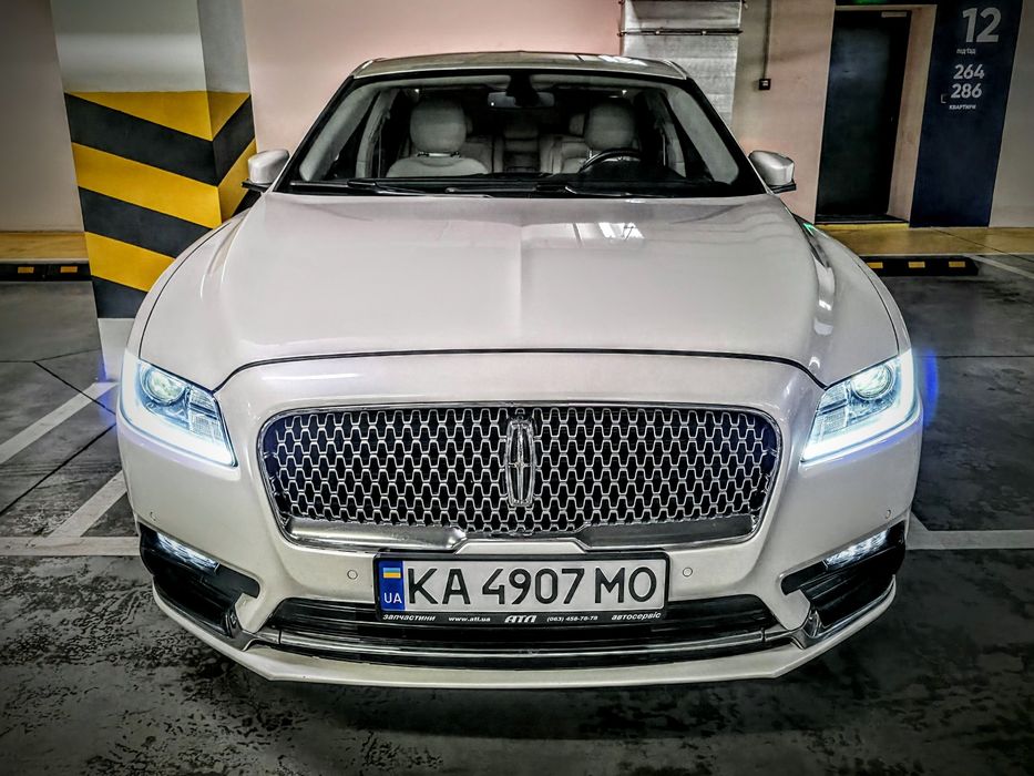 10500/нед. Аренда авто Lincoln Continental
