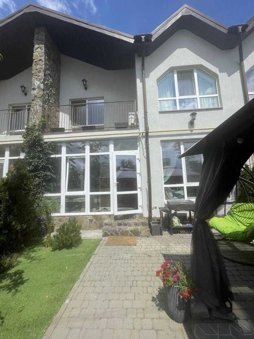 Продаж! Таунхаус з РЕМОНТОМ, КМ “Чешський Двір” .Оформл 2%