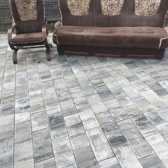 Łóżko kanapa plus dwa fotele