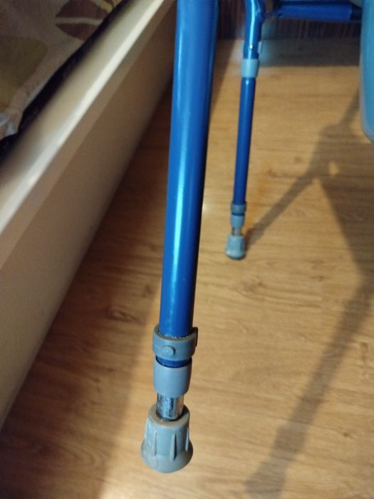 Vendo cadeira sanitária