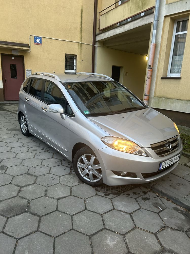 Sprzedam rodzinny samochod Honda FR-V