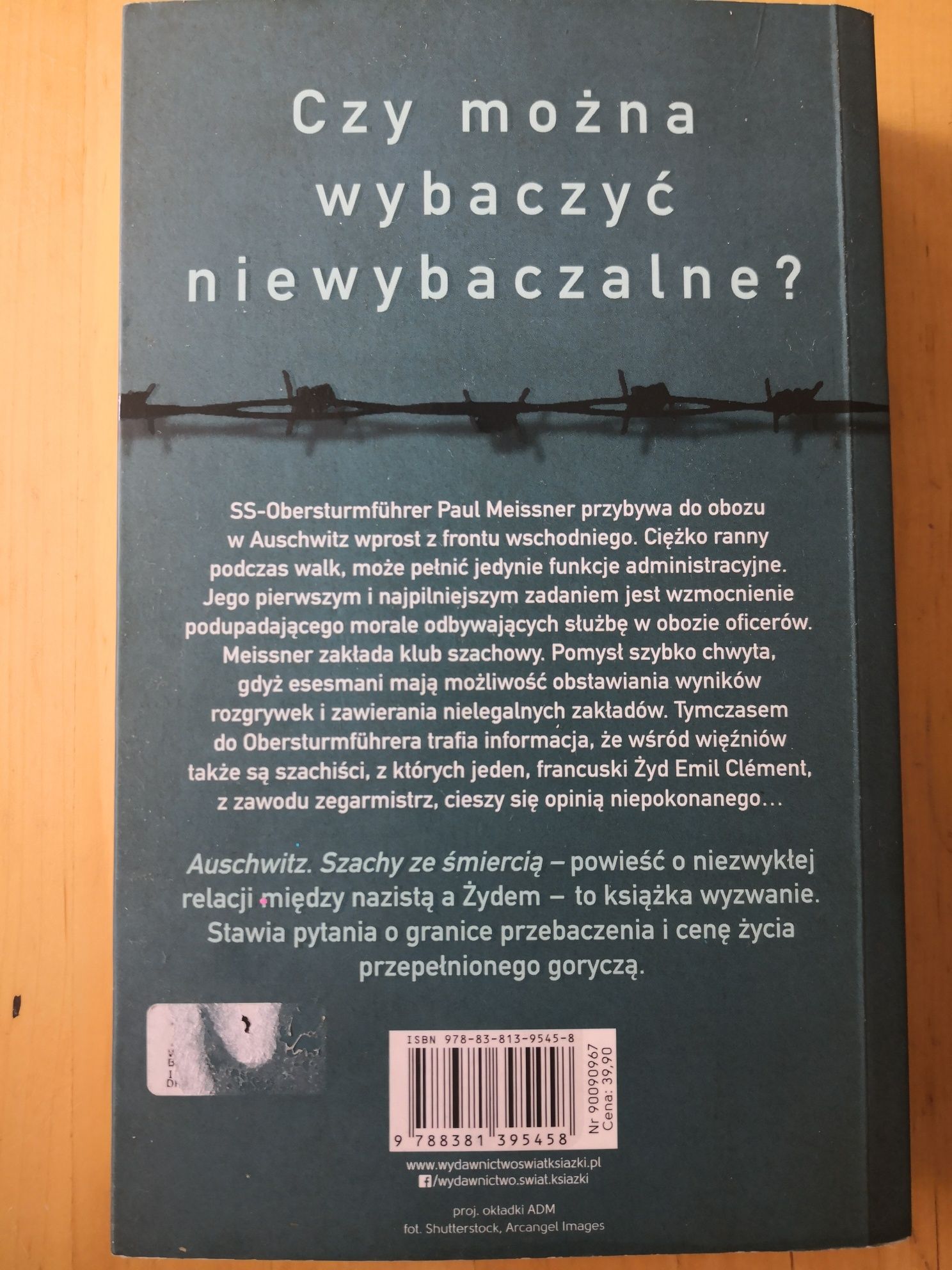 Książka Auschwitz szachy ze śmiercią John Donoghue