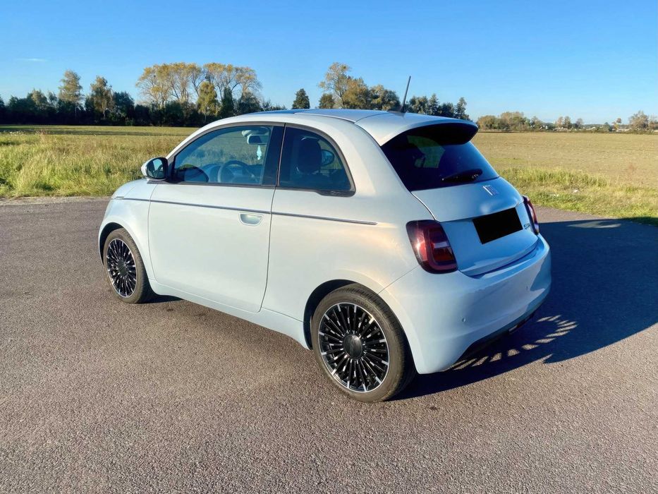 2021 Fiat 500e Icon