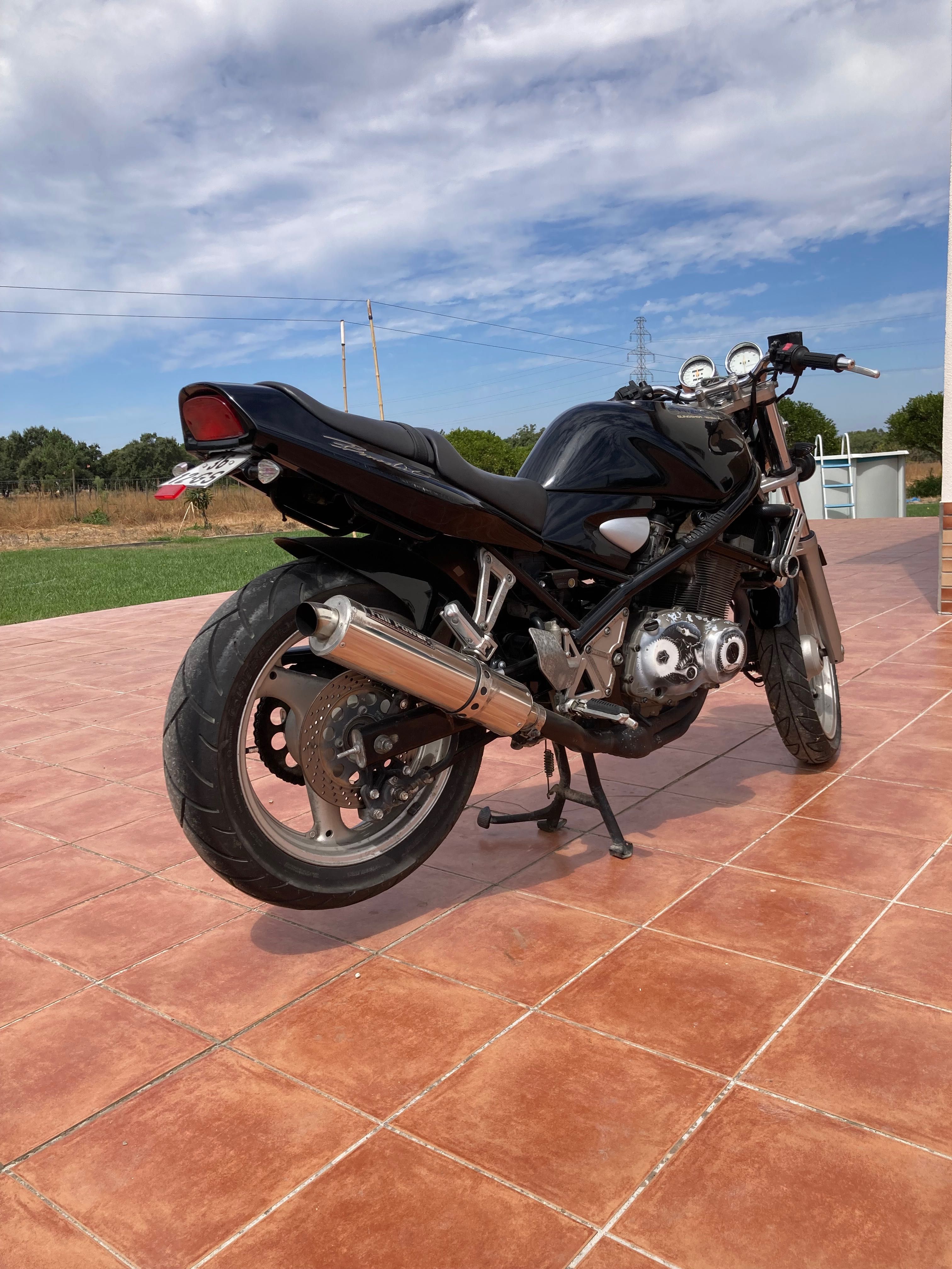 Suzuki Bandit 400