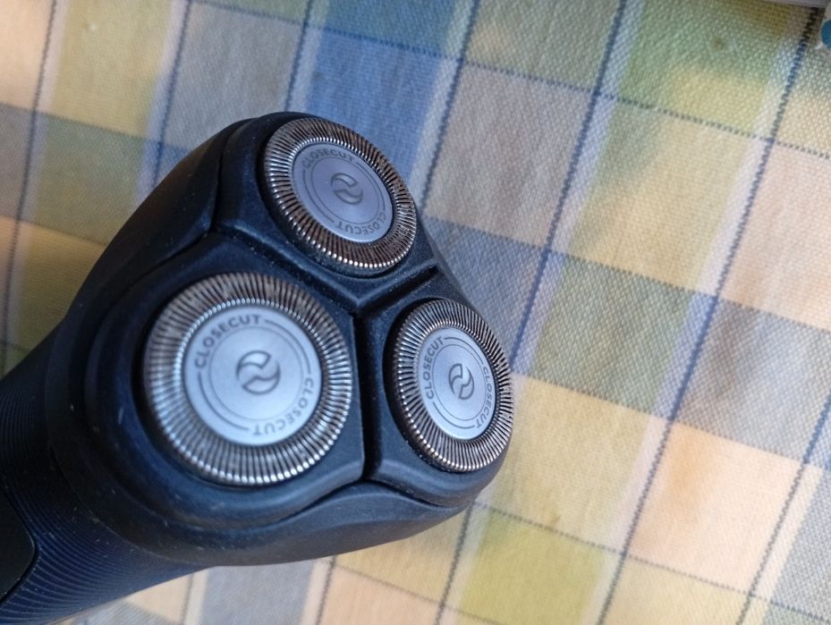 Golarka Philips series 1000 użyta kilka razy