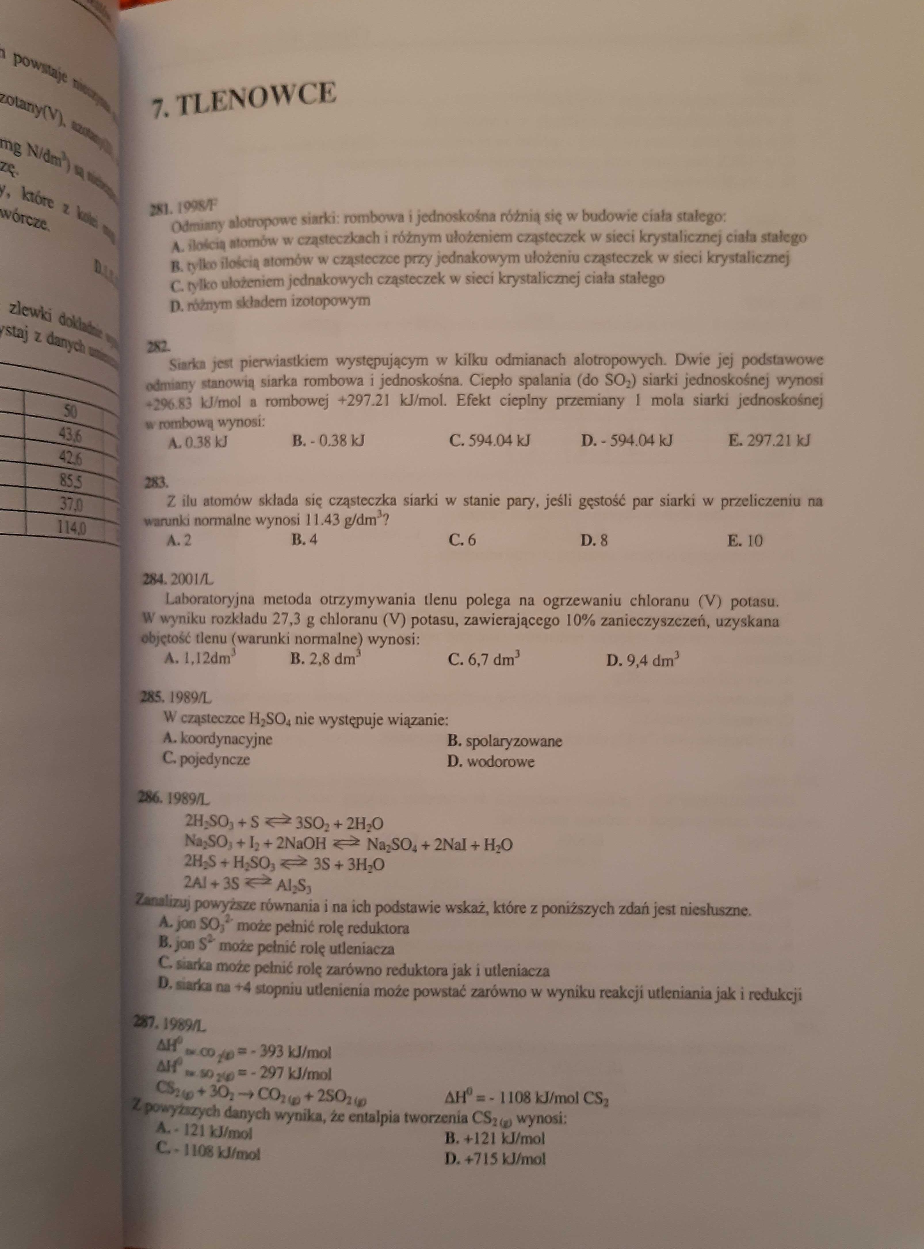 "Chemia. Wybór testów z egzaminów wstępnych na akademię..." 2 tomy