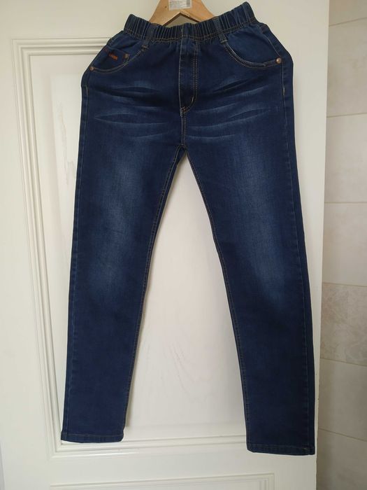 Джинси дитячі на хлопчика 10 +/-років.