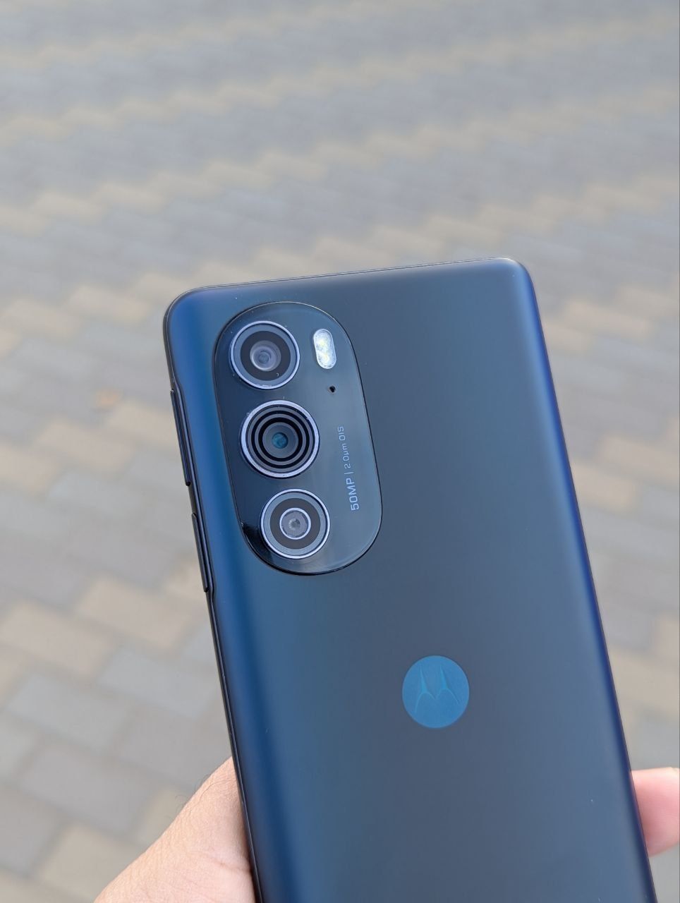 Motorola edge 2022 (8/128 144ghz как новый Snapdragon 8 gen 1)