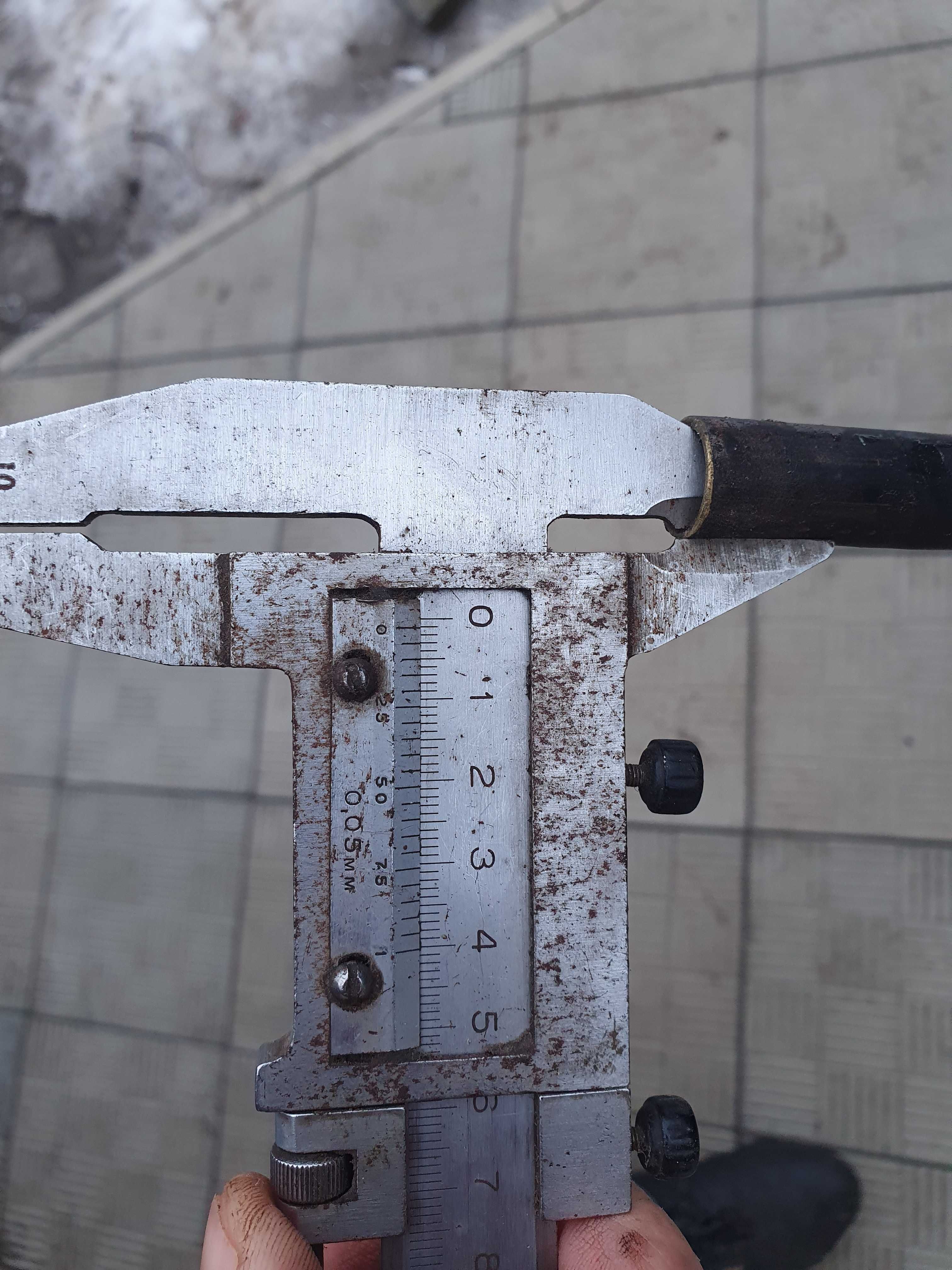 Трубка латунна D=16мм.
