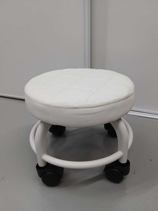 Mini Banquinho de Estética para Pedicure Novos