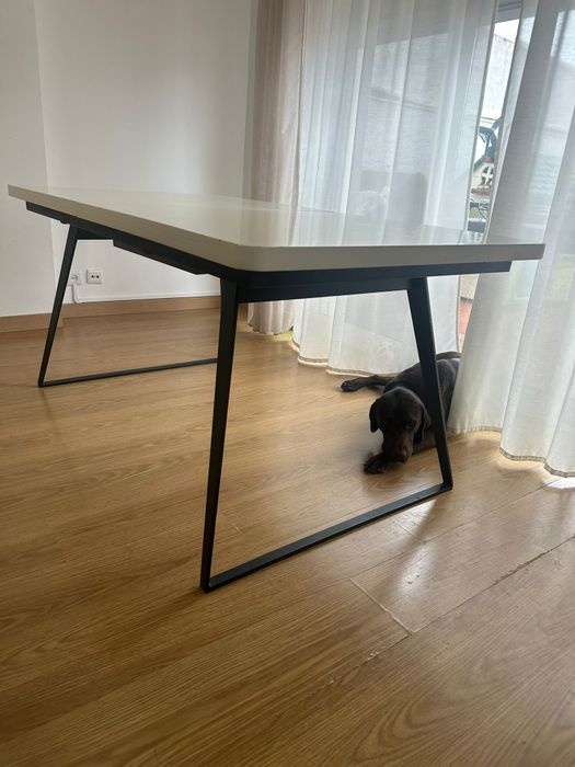 Mesa de jantar extensível