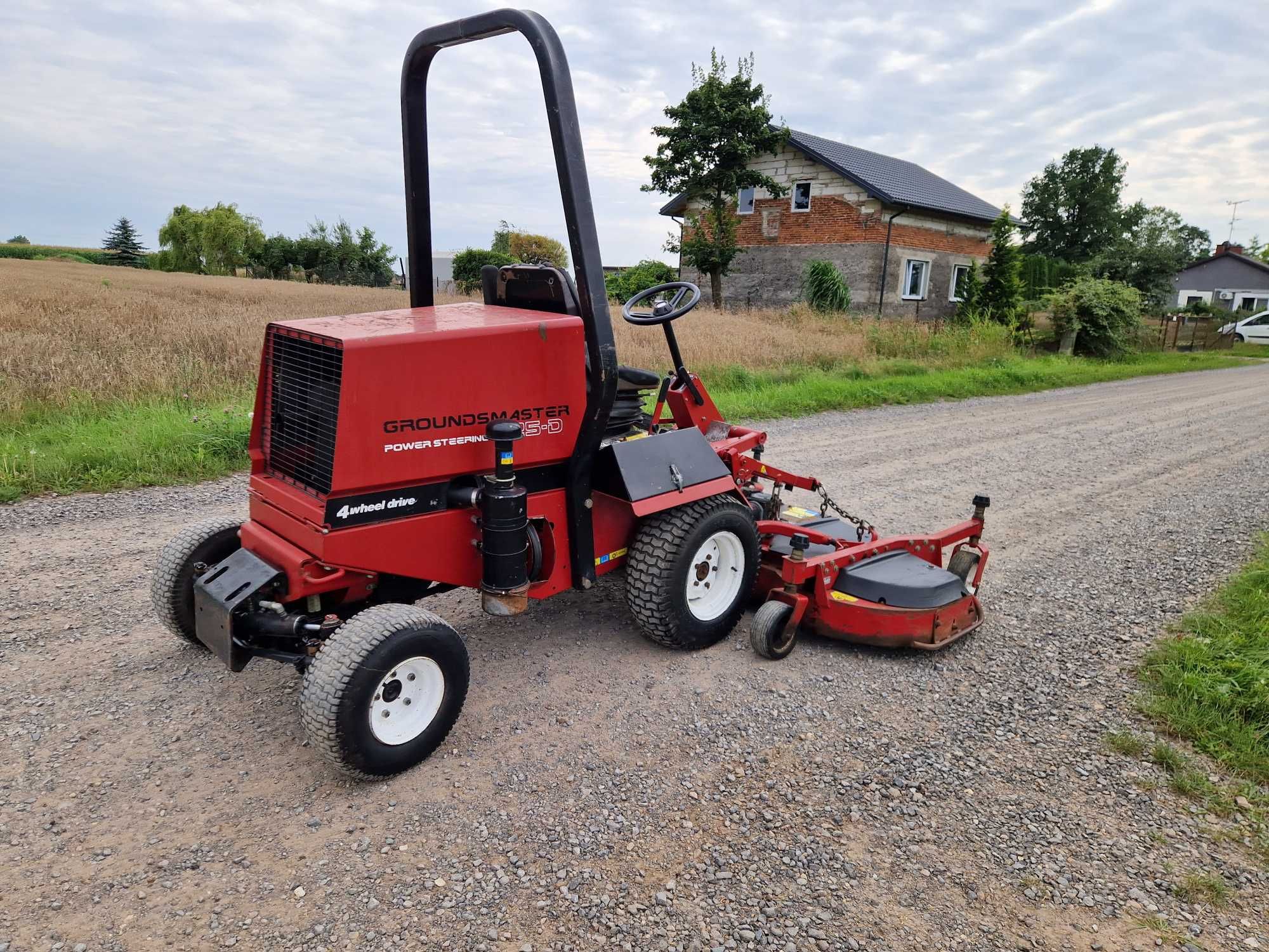 kosiarka mulczer TORO Groundmaster 325D 4x4 szerokość  1,8m diesel