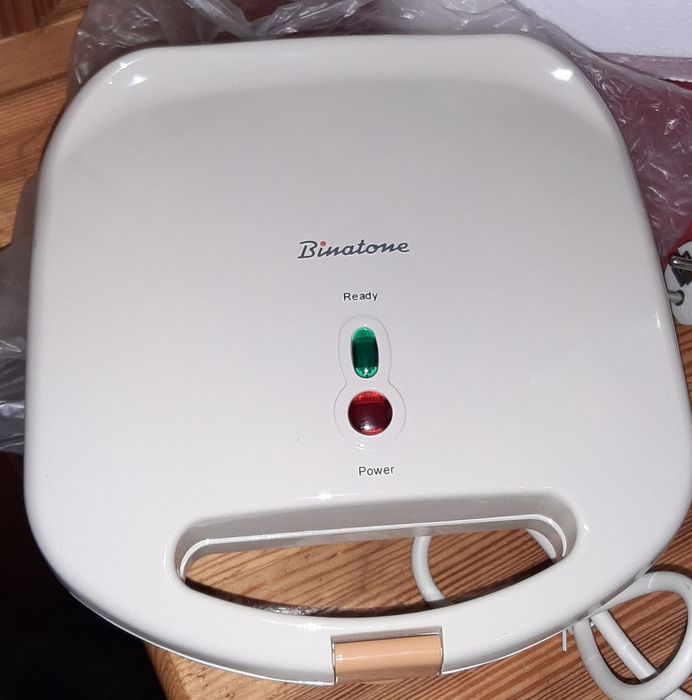 Сендвич-тостер Binatone ST-555
