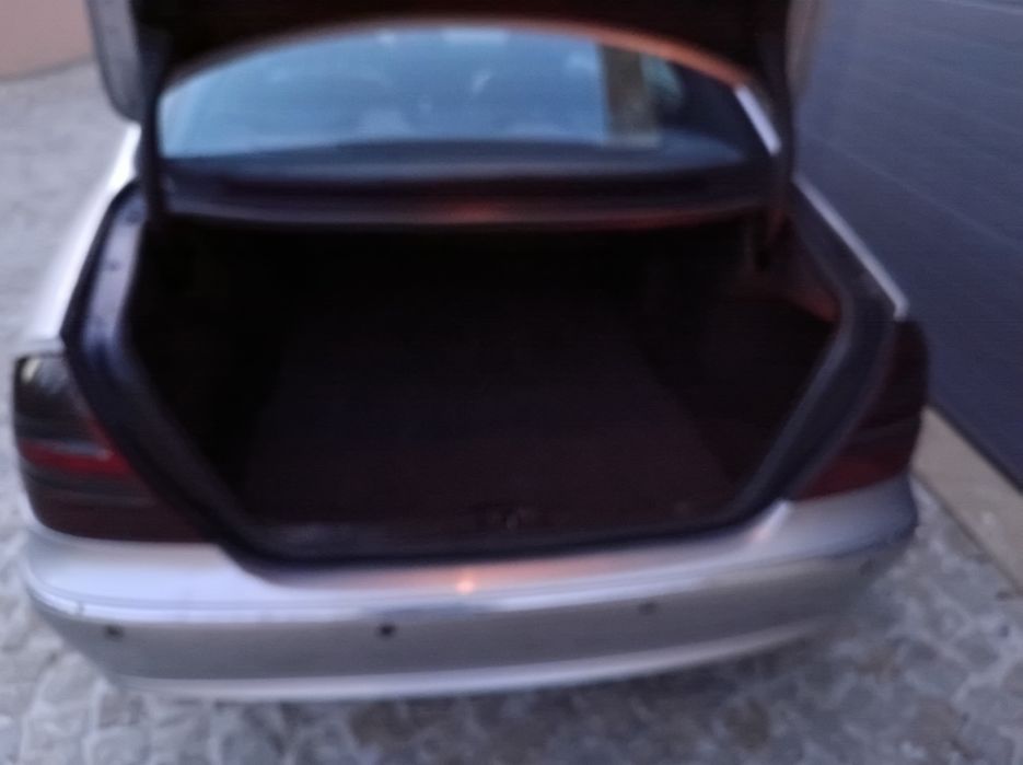 Mercedes E 220 cdi