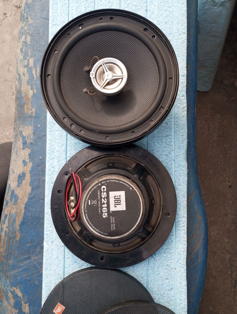 Продам bluetooth колонку