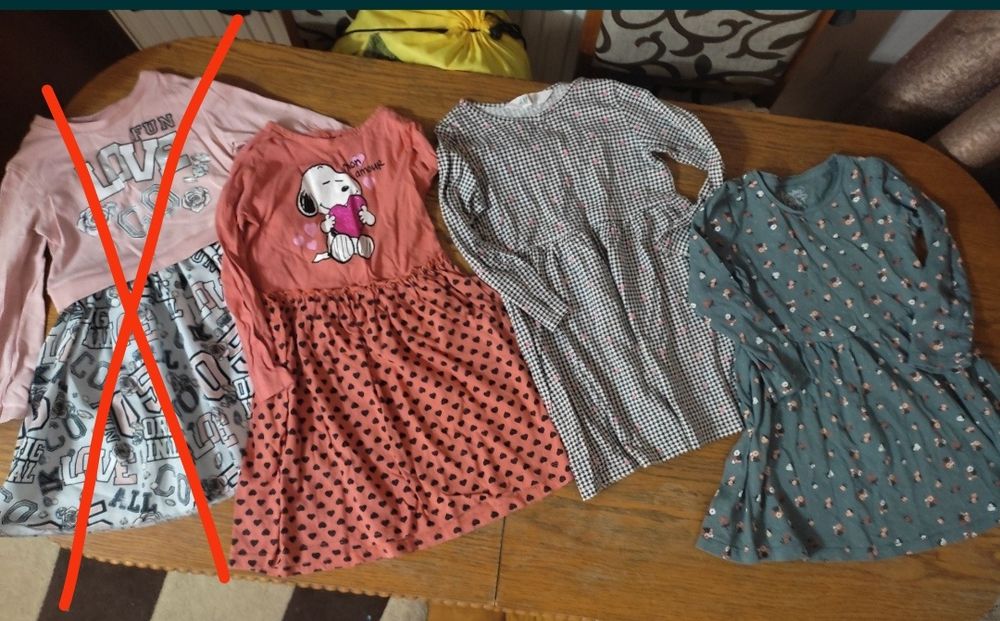 Фірмове плаття сукня на довгий рукав, можна для двійні