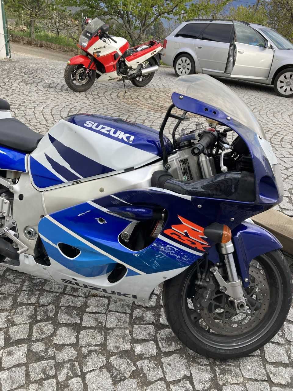 Suzuki GSX-R 750