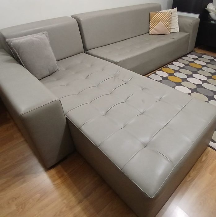 Sofá chaise longe pele de búfalo