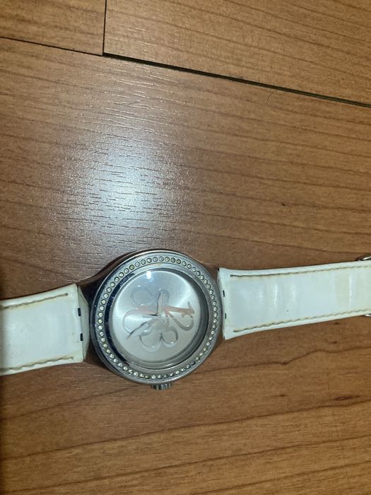 Relogio swatch bracelete pele