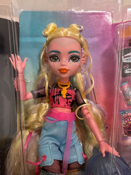 Monster High Lagoona Монстер Хай Лагуна базова з пітомцем