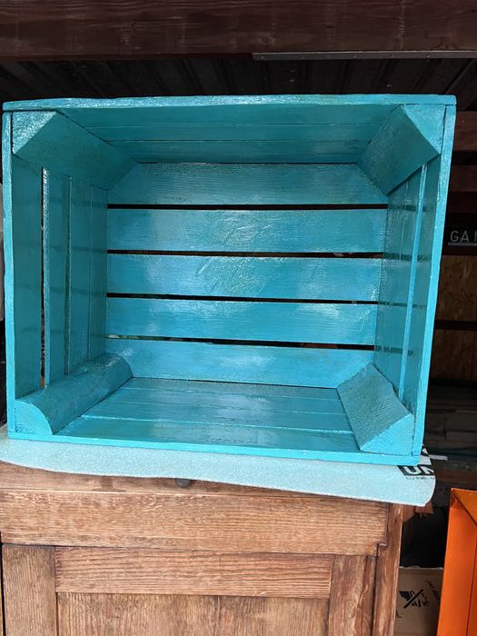 Skrzynki po jabłkach. Mebel kolorowy loftowy industrialny