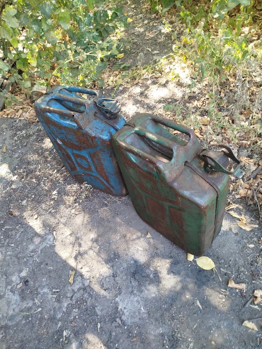 Каністра 20 л літрів