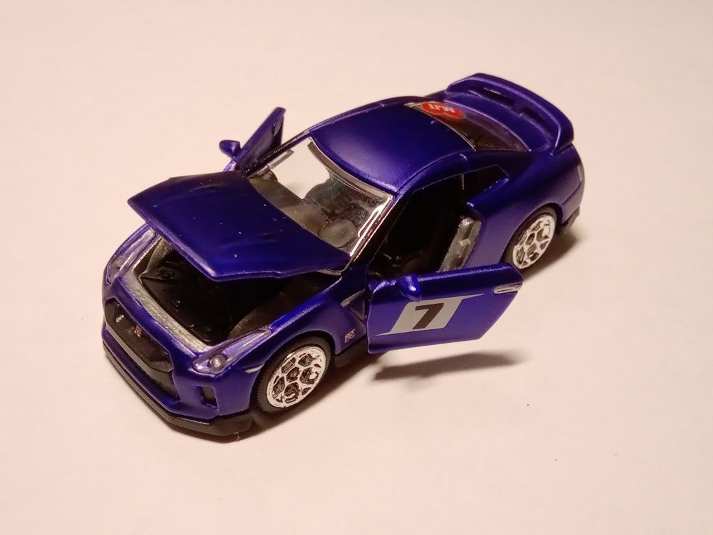 Majorette Nissan GT-R