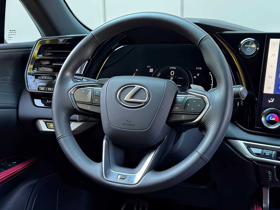 Lexus RX 500h      2023
