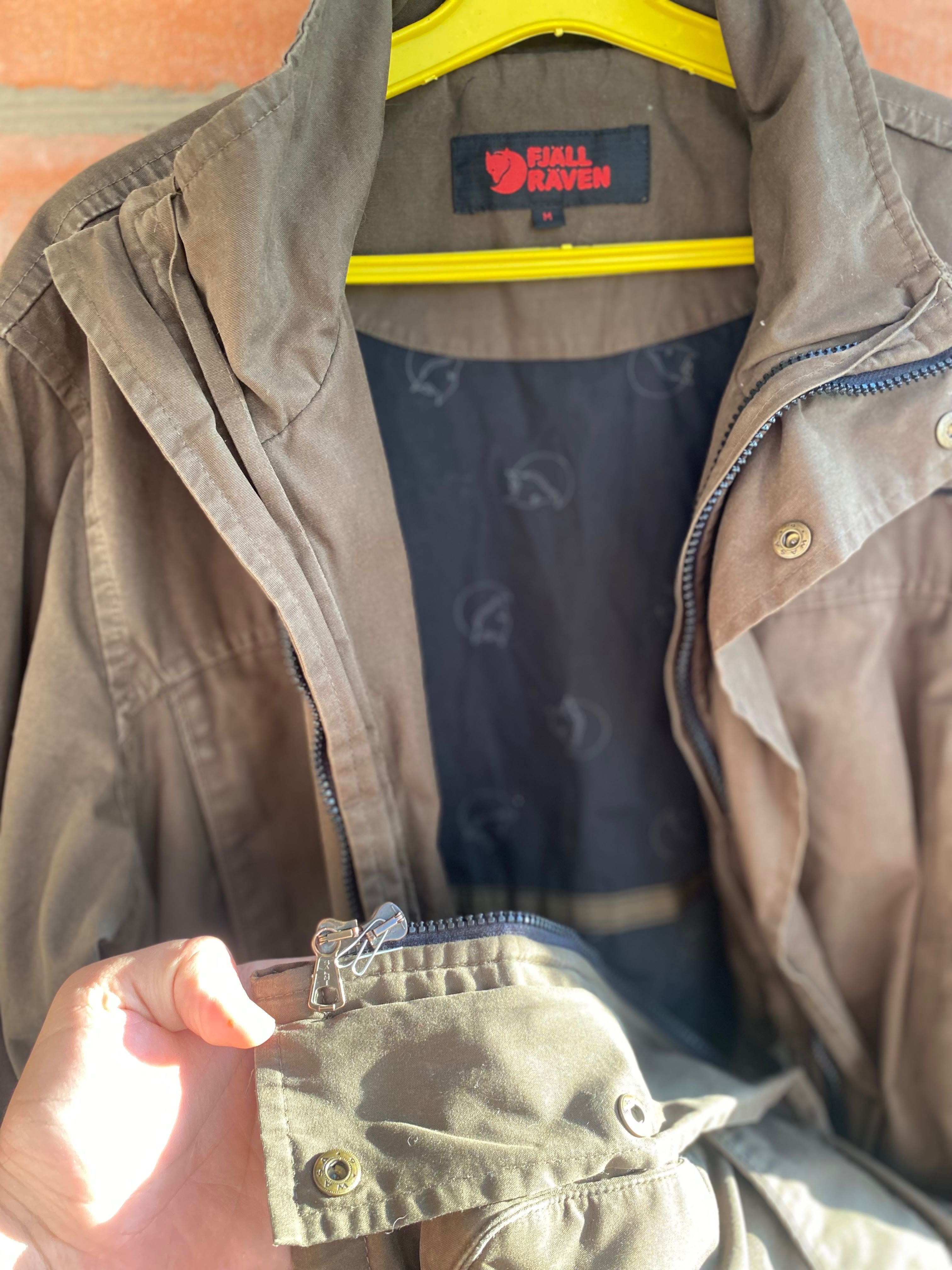 Куртка Fjallraven чоловіча.