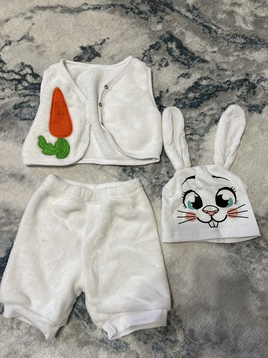 Новорічний костюм зайчика