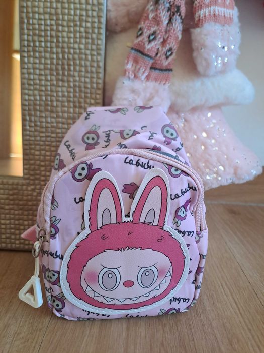 Mini Mochila Infantil | Labubu | Novas - Várias Cores