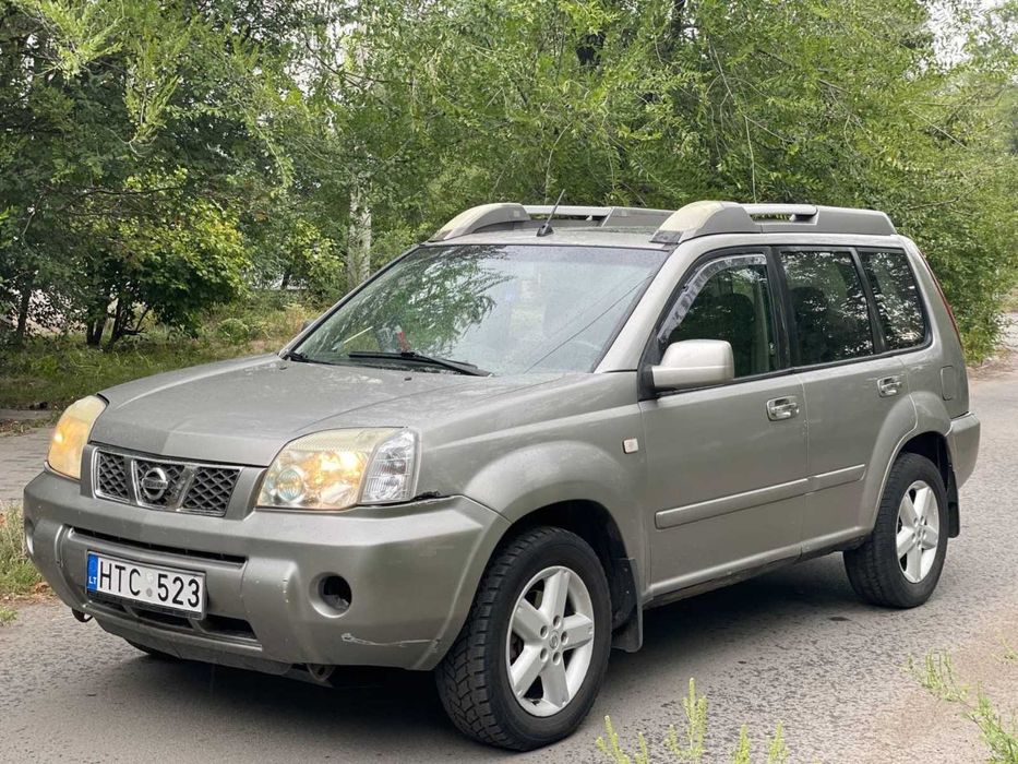 Продам Nissan x-trail 2,2 л дизель полный привод 2007 рік.