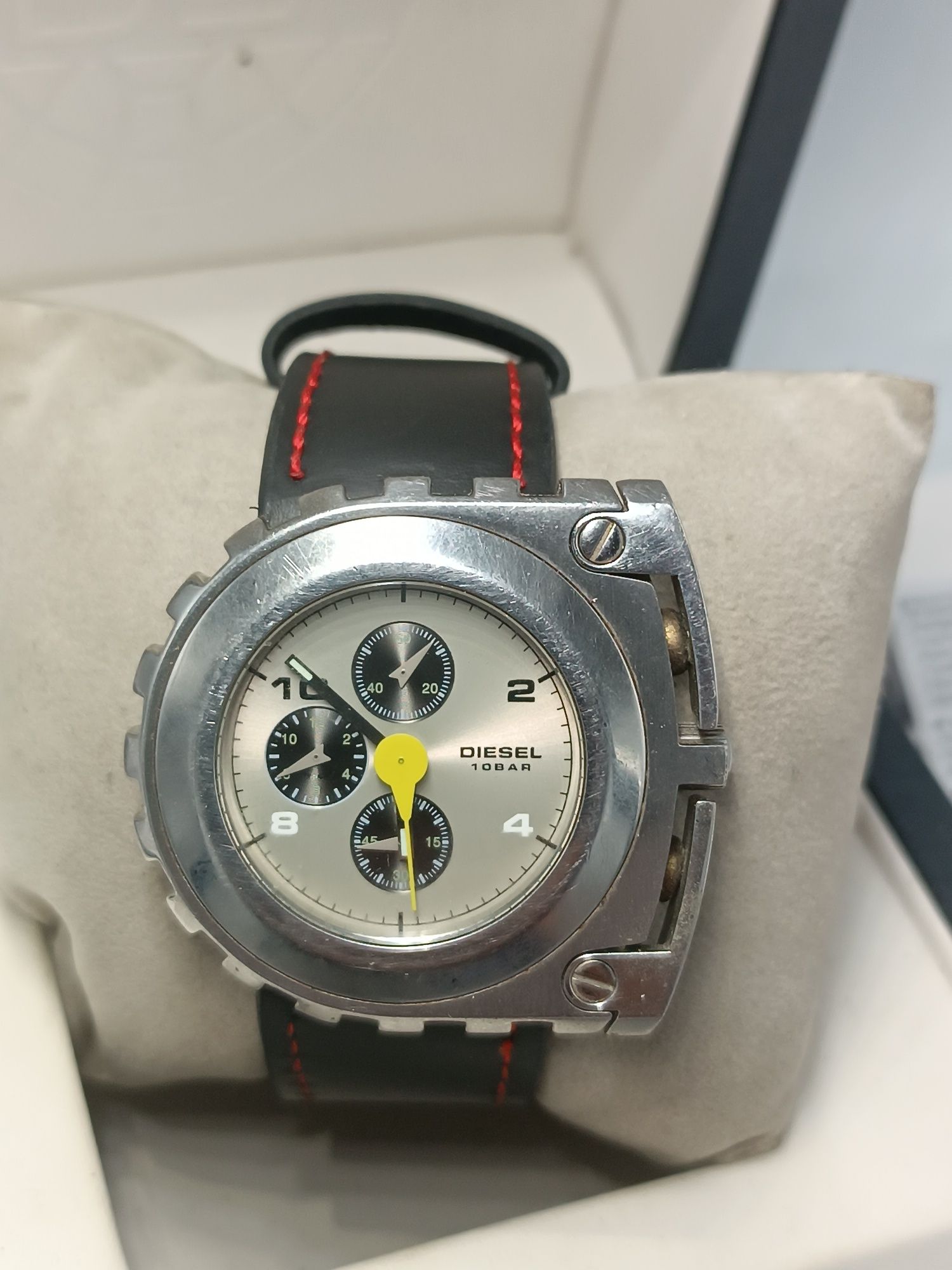 Zegarek diesel  chronograf 10 bar qartz vintage