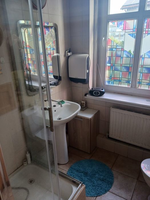 Przestronny klimatyczny pokój jednoosobowy do wynajęcia