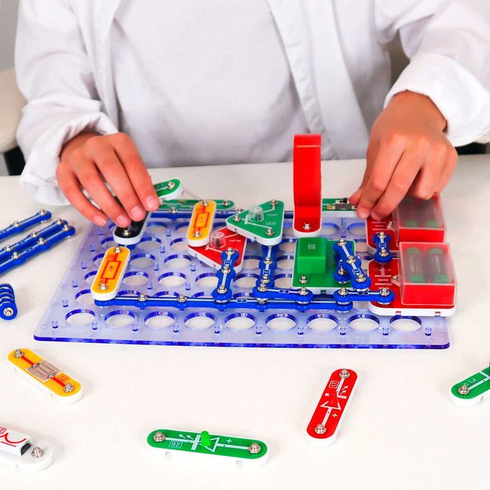 D70707 Конструктор електронний Doka 320 схем