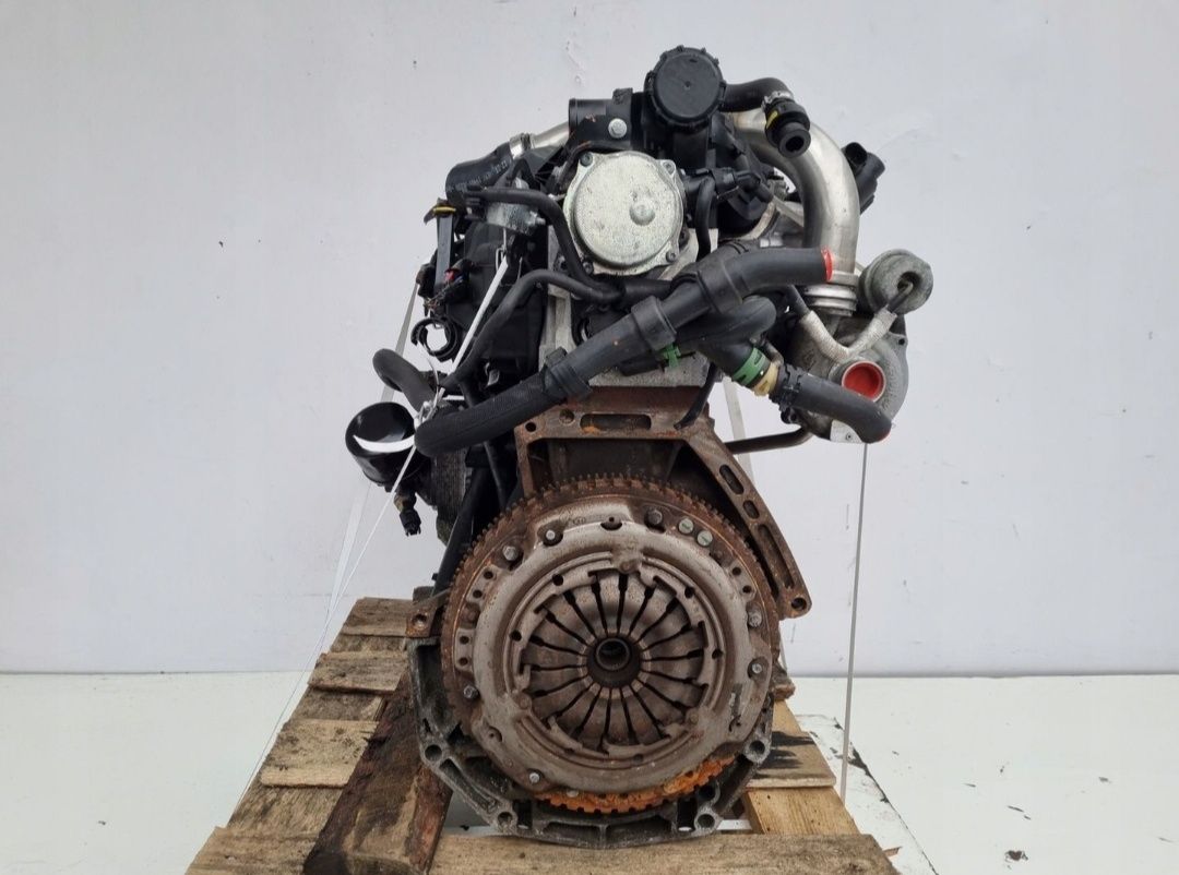 Мотор двигун Renault nisan  1.5 dci k9kf276