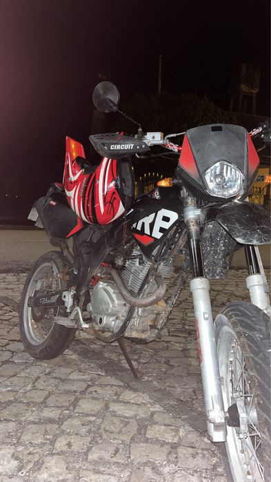 Mota Derbi senda 125