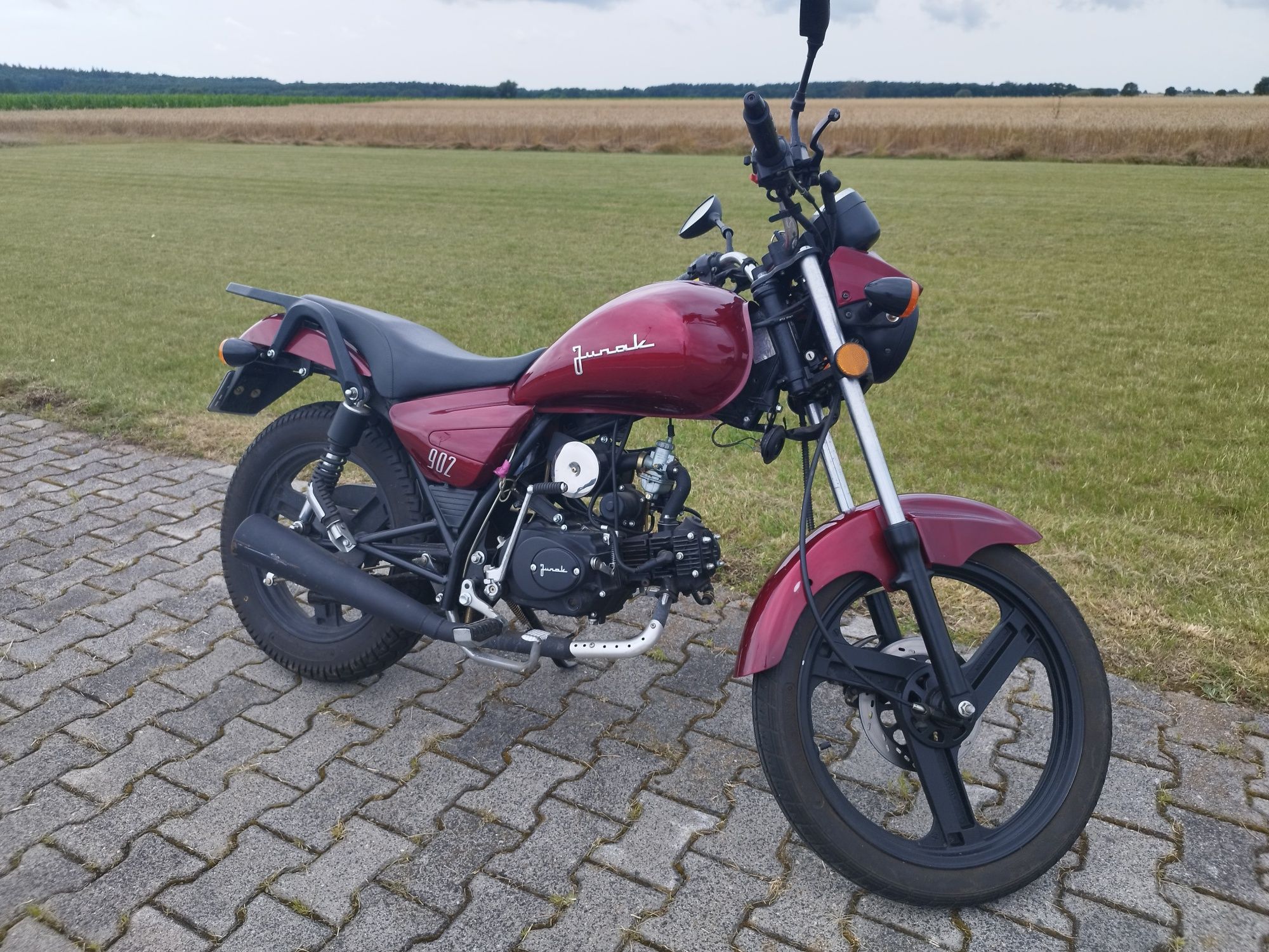Motorower Junak 902