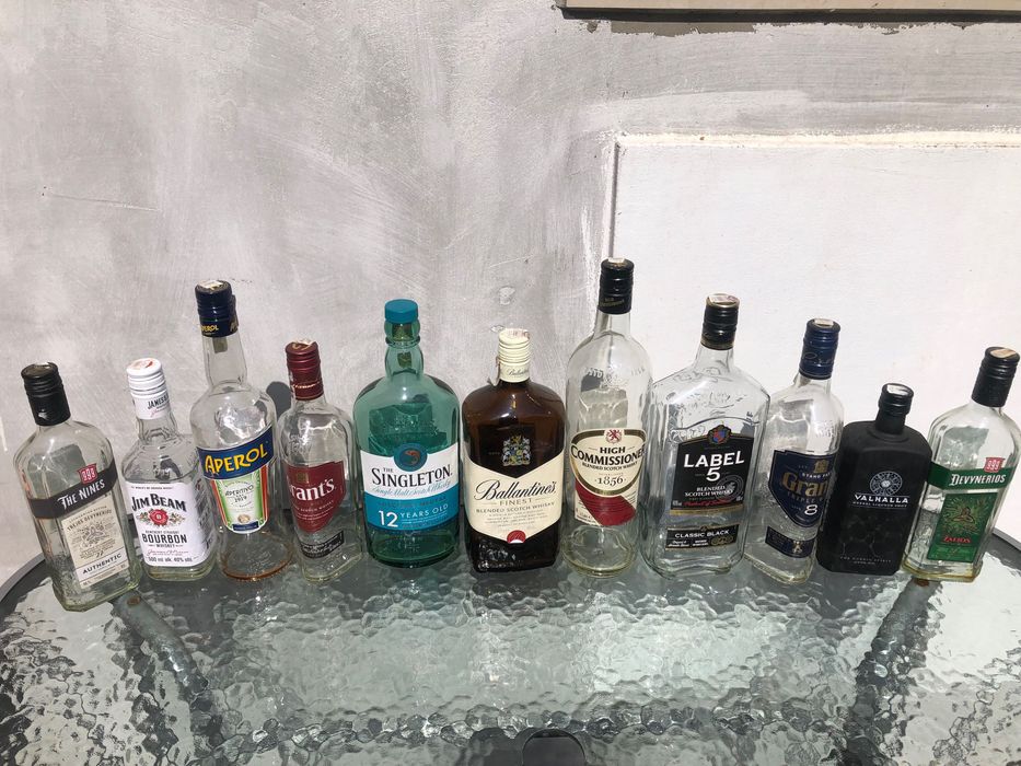 Puste butelki szklane na nalewki 11 sztuk