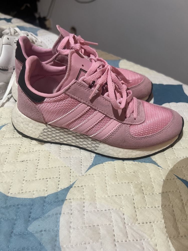 Ténis adidas número 36