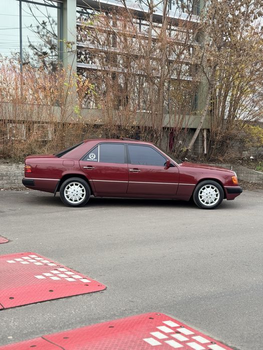Продам Mercedes-Benz w124