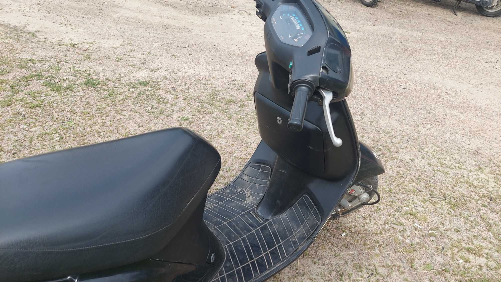 Продам Хонда Леад 20