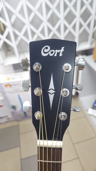 Акустична гітара Cort Guitars AD810 OP