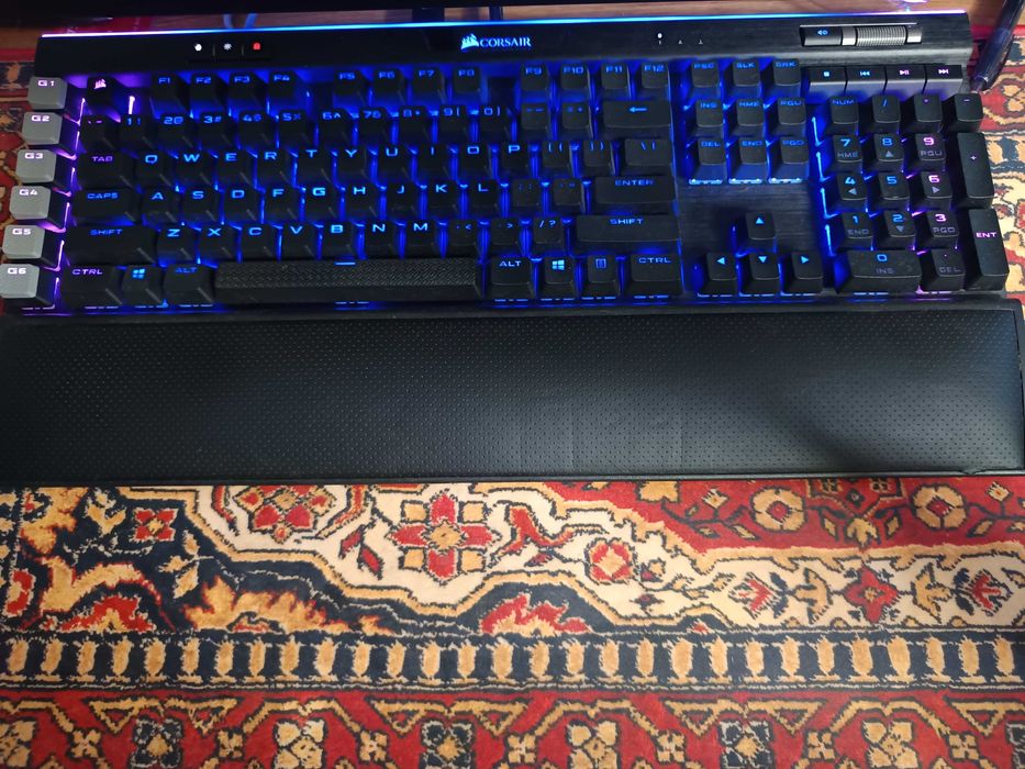 Corsair K95 Platinum XT - klawiatura mechaniczna
