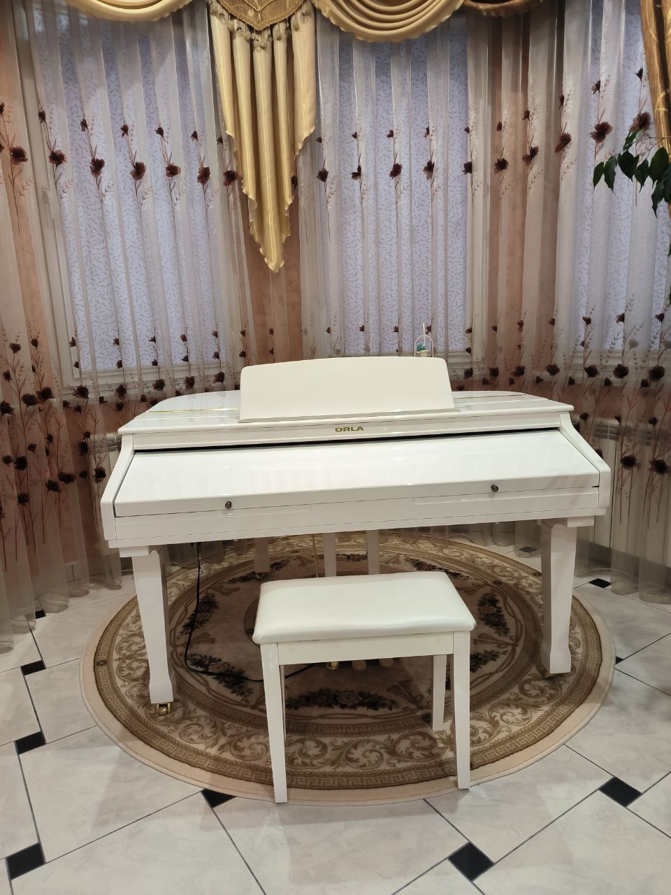 Рояль цифровий  ORLA Grand -450 White