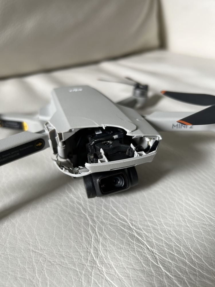 Dron Dji mini 2 fly more combo