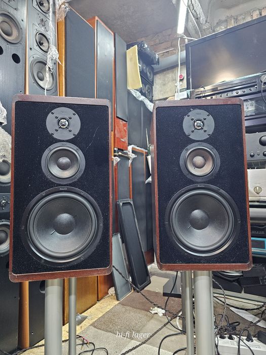 Canton Karat 40 немецкая акустика Первая версия Закритого типу (бас!!)