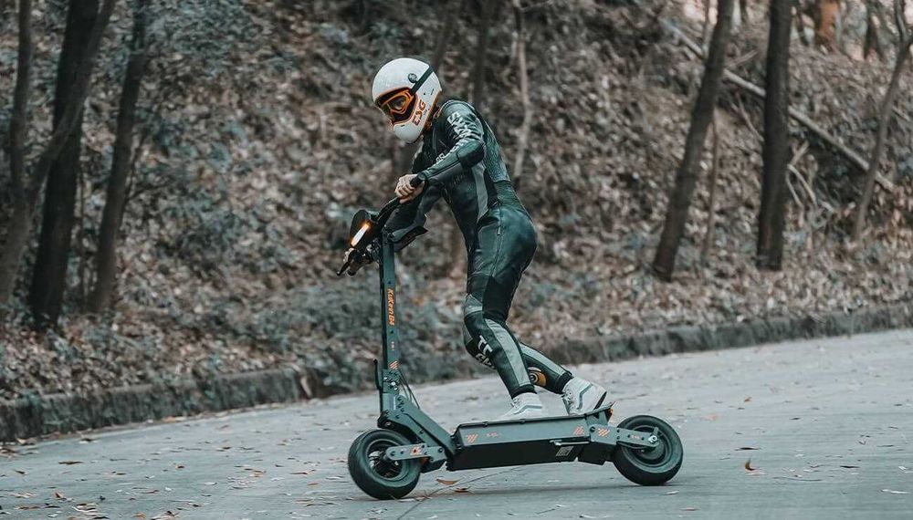 KuKirin G4 2000W 75km 70km/h Gwarancja  Dostępny odbiór/wysyłka/dowóz
